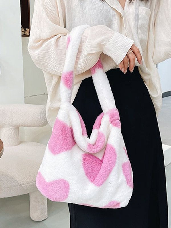 Bolso de hombro difuso con patrón de corazón-1